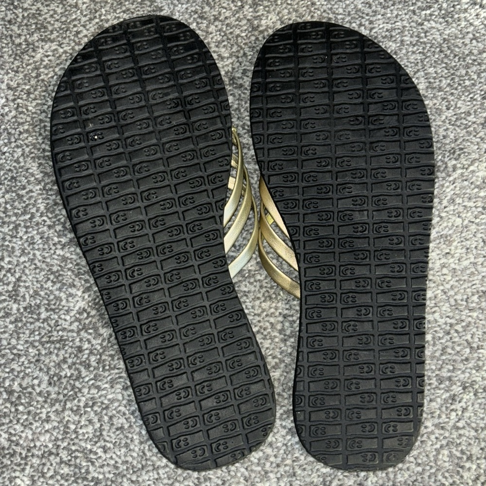 SANUK women’s yoga Metallica gold strappy sandals in size 6 - Picture 8 of 8